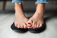 Plantar Hyperhidrosis Can Be Uncomfortable